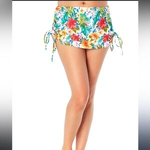 Time and Tru Women's Ruched Side Skirt Swimsuit Size Large